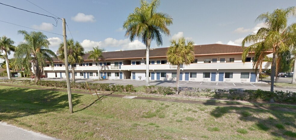 950 US Highway 1, Vero Beach, FL à vendre - Photo de l’immeuble – Image 3 sur 7