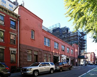 Plus de détails pour 160 W Tenth St, New York, NY - Bureau/Local commercial à louer