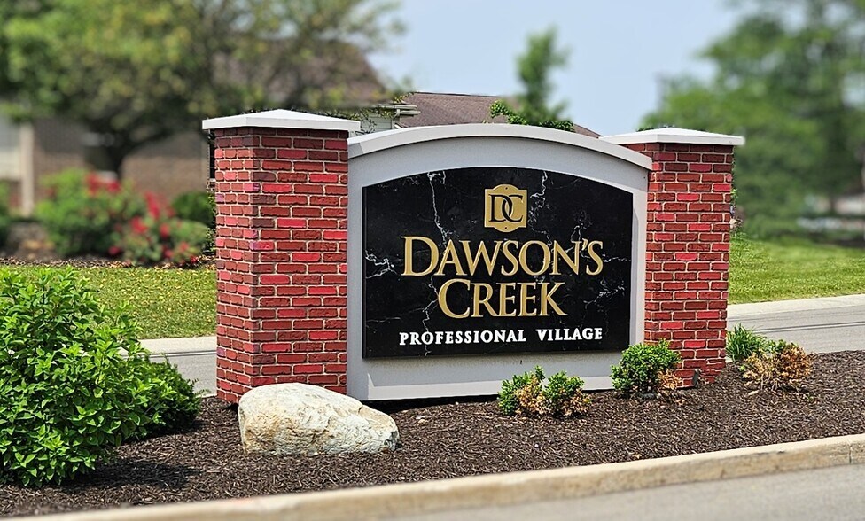 10315 Dawson's Creek Blvd, Fort Wayne, IN à louer - Photo de l’immeuble – Image 3 sur 4