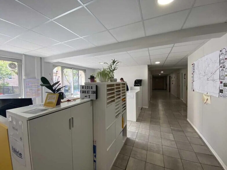 Bureau dans Rouen à louer - Photo de l’immeuble – Image 3 sur 4