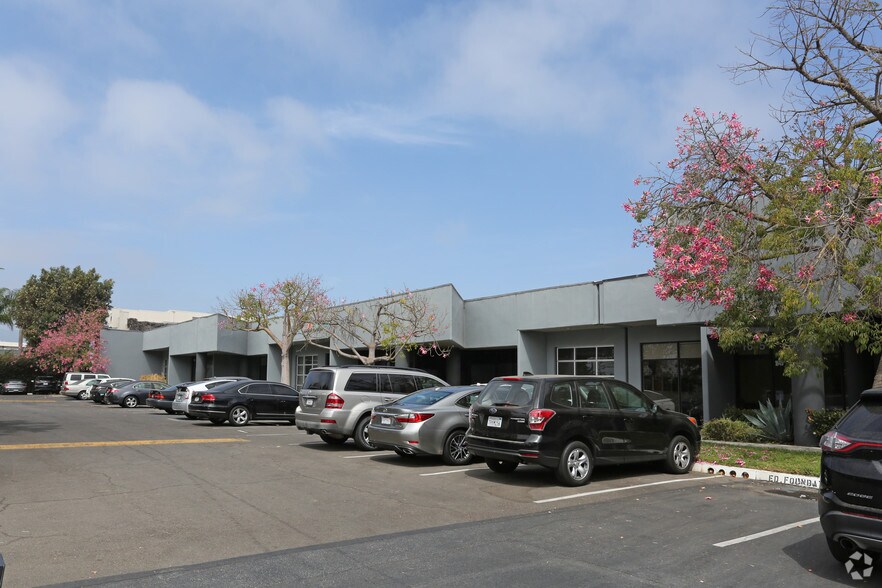 1631-1645 16th St, Santa Monica, CA à louer - Photo de l’immeuble – Image 3 sur 21
