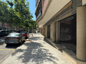 Local commercial dans Abrera, Barcelona à louer Photo de l’immeuble– Image 1 sur 6