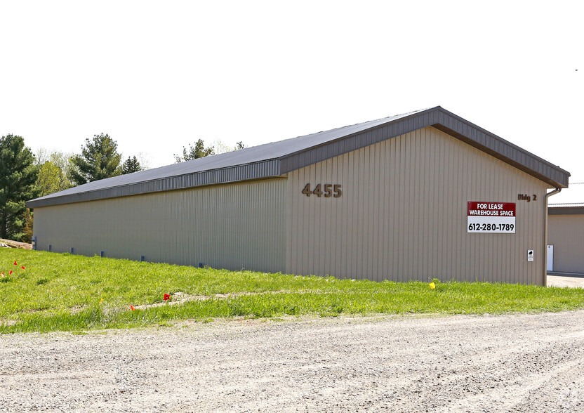 4455 28th St SE, Buffalo, MN à louer - Photo de l’immeuble – Image 1 sur 4
