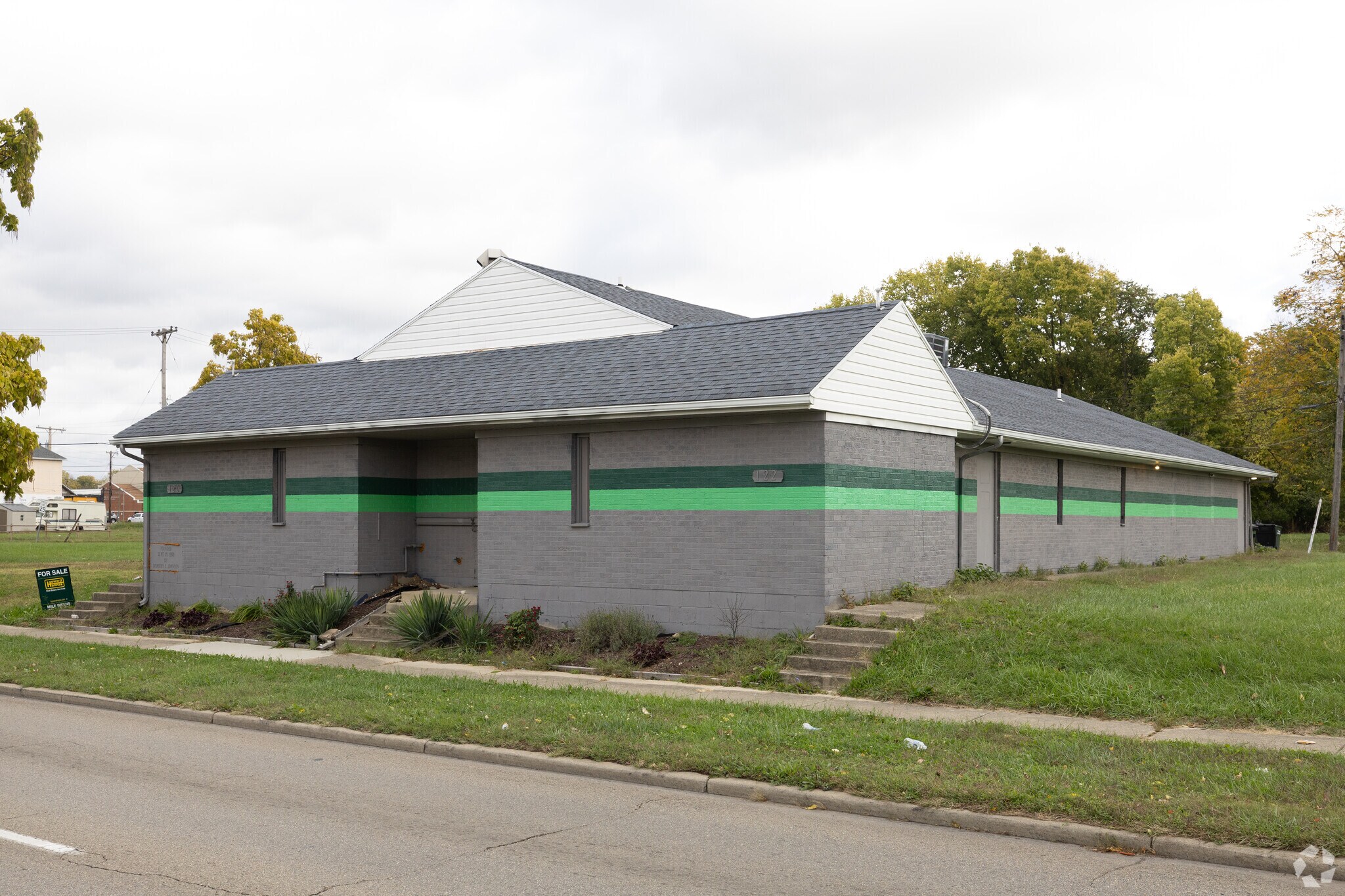 120-122 S James H Mcgee Blvd, Dayton, OH à vendre Photo de l’immeuble– Image 1 sur 16