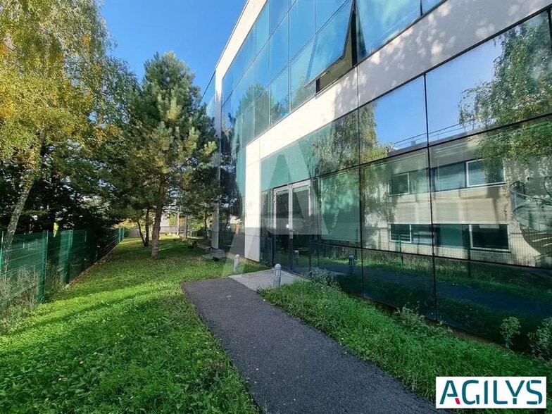 19 Bis Avenue Du Québec, Villebon-sur-Yvette à vendre - Photo de l’immeuble – Image 2 sur 8