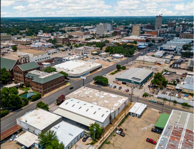 1300 Franklin Ave, Waco, TX à vendre - Photo de l’immeuble – Image 3 sur 7