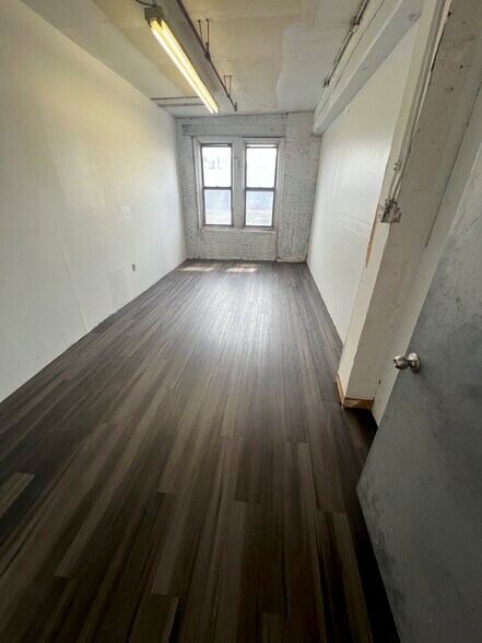605 E 132nd St, Bronx, NY à louer - Photo de l’immeuble – Image 3 sur 12