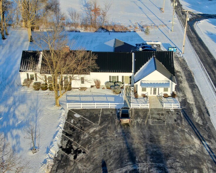 2765 S State Route 100, Tiffin, OH à vendre - Photo de l’immeuble – Image 2 sur 3