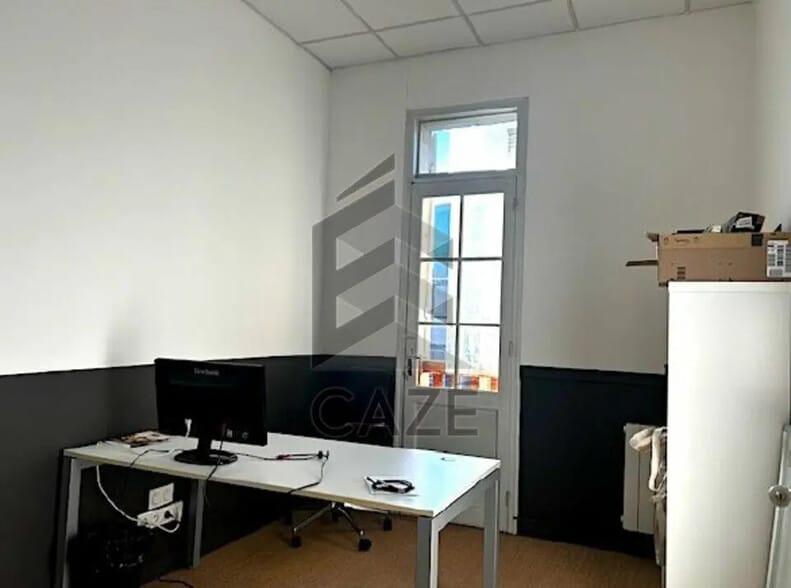 Bureau dans Pessac à vendre - Photo de l’immeuble – Image 3 sur 3