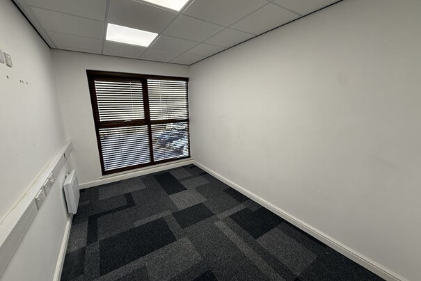 St Johns Rd, Durham, DUR DH7 8ER - Lot 19 - - Photo intérieure - Image 2 of 3