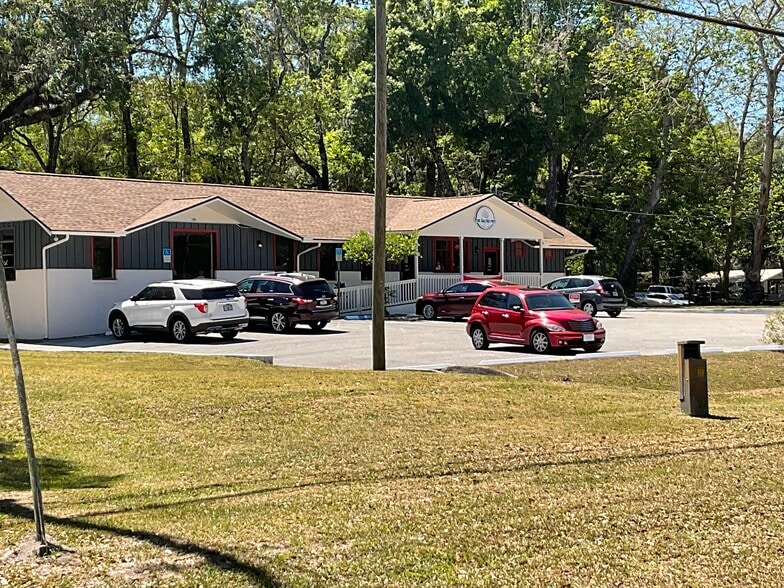 1740 E Jefferson St, Brooksville, FL à vendre - Photo de l’immeuble – Image 1 sur 20