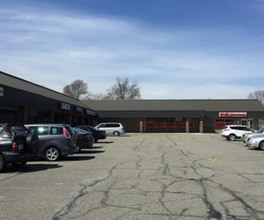 166 Newark Pompton Tpke, Pequannock, NJ à louer Photo de l’immeuble– Image 2 sur 21