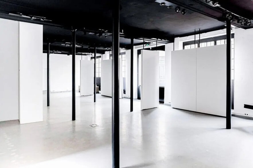 Local commercial dans Paris à vendre - Photo intérieure – Image 2 sur 10