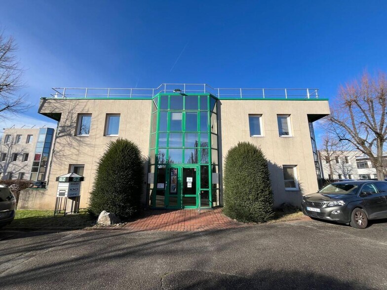 213 Rue De Gerland, Lyon à louer - Photo de l’immeuble – Image 1 sur 10