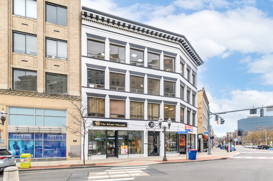 1 Bank St, Stamford, CT à louer - Photo de l’immeuble – Image 2 sur 3