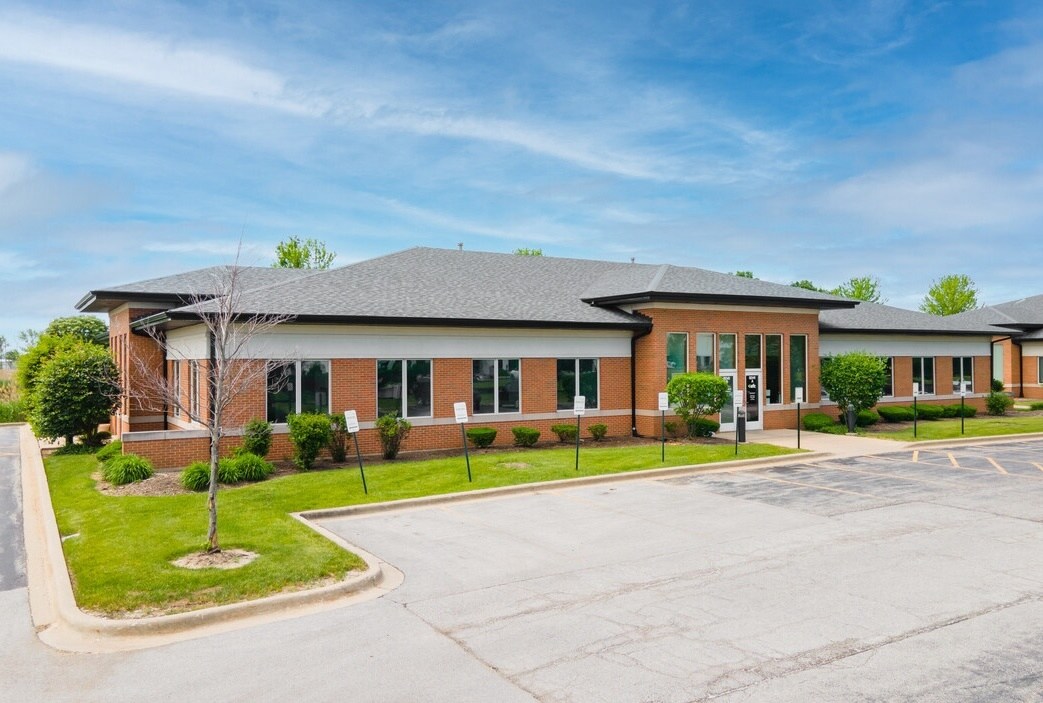 8041 W 186th St, Tinley Park, IL à vendre Photo de l’immeuble– Image 1 sur 7