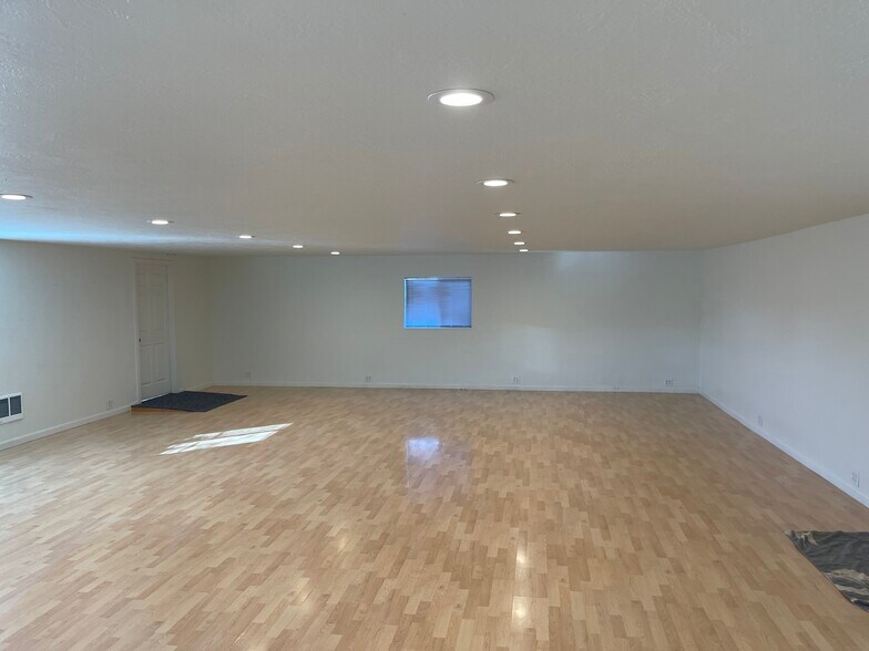 1715 N Oregon St, Ontario, OR à louer - Photo principale – Image 3 sur 9