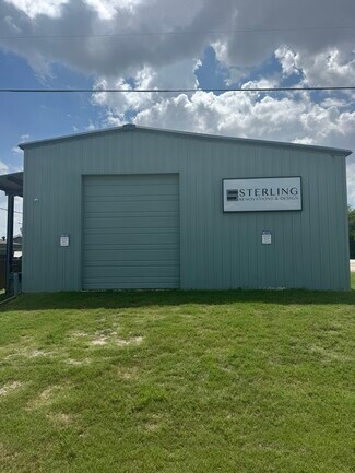 Plus de détails pour 121 W 6th St, Justin, TX - Industriel/Logistique à louer