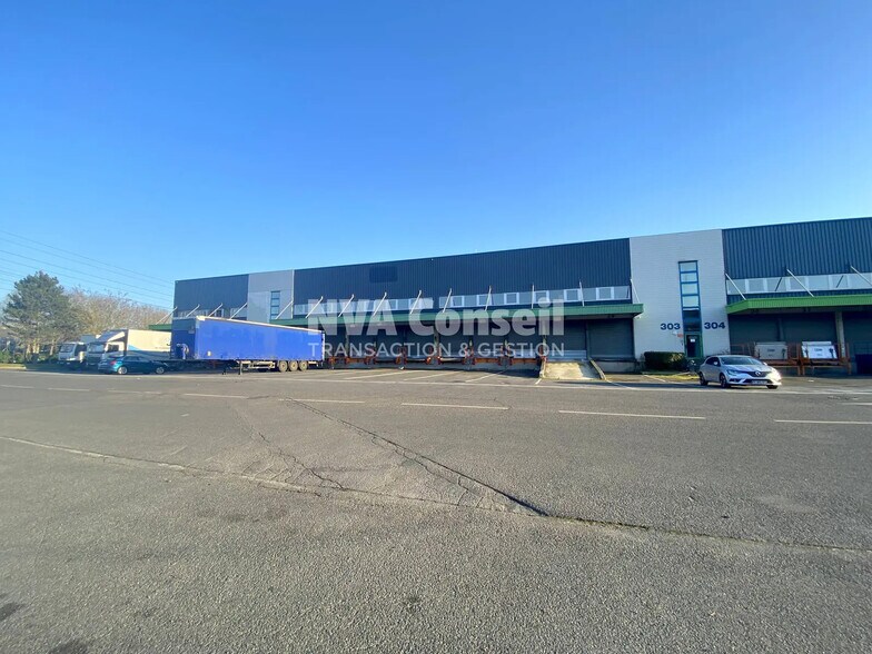 Industriel/Logistique dans SAINT-OUEN-L'AUMONE à louer - Photo de l’immeuble – Image 2 sur 9