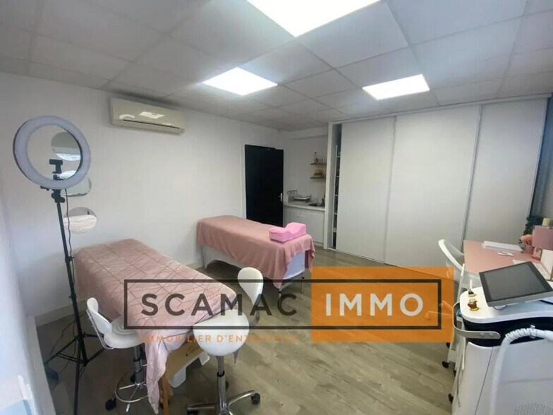 Bureau dans Gardanne à louer - Photo intérieure – Image 1 sur 3