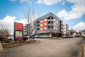 Plus de détails pour 395 S Highland St, Memphis, TN - Local commercial à louer