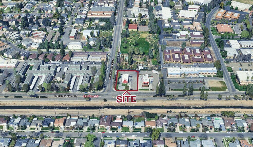 4909 E Mckinley Ave, Fresno, CA à louer - Photo de l’immeuble – Image 2 sur 4