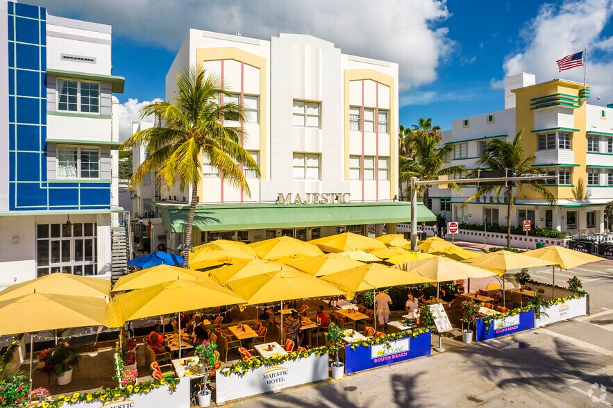 660 Ocean Dr, Miami Beach, FL à vendre - Photo de l’immeuble – Image 3 sur 21