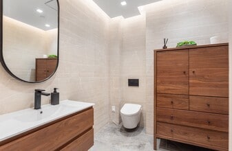 307 Fifth Ave, New York, NY à louer Photo intérieure– Image 2 sur 6