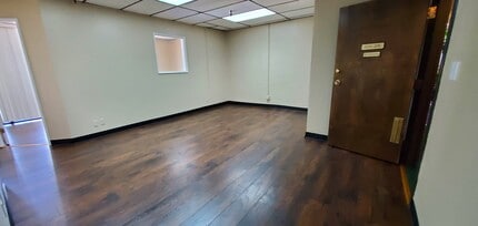 2801 Camino del Rio S, San Diego, CA à louer Photo intérieure– Image 2 sur 8