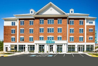 2200 Carl D Silver Pky, Fredericksburg, VA à louer Photo de l’immeuble– Image 1 sur 7