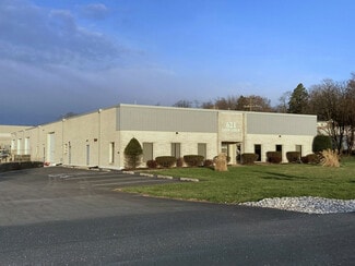 Plus de détails pour 621 Lowther Rd, Lewisberry, PA - Local d'activités à louer