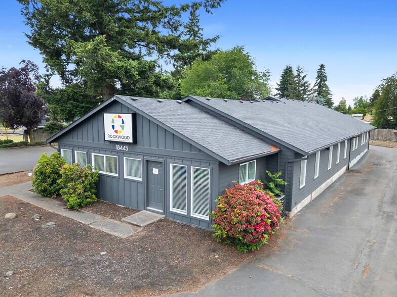 18445 E Burnside St, Portland, OR à vendre - Photo de l’immeuble – Image 2 sur 14