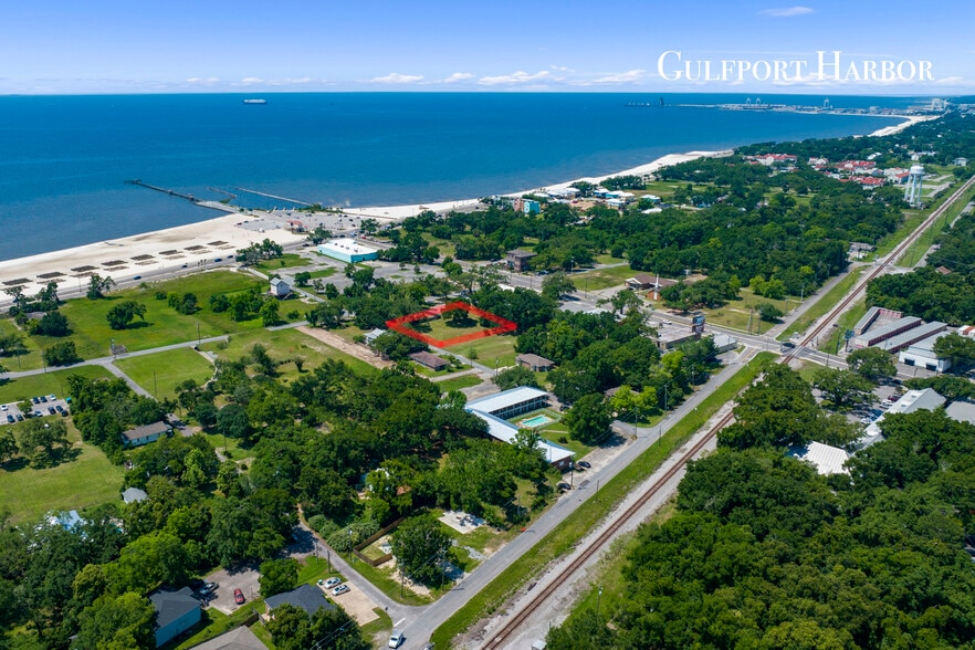 207 Palmetto Ln, Gulfport, MS à vendre - Autre – Image 2 sur 4