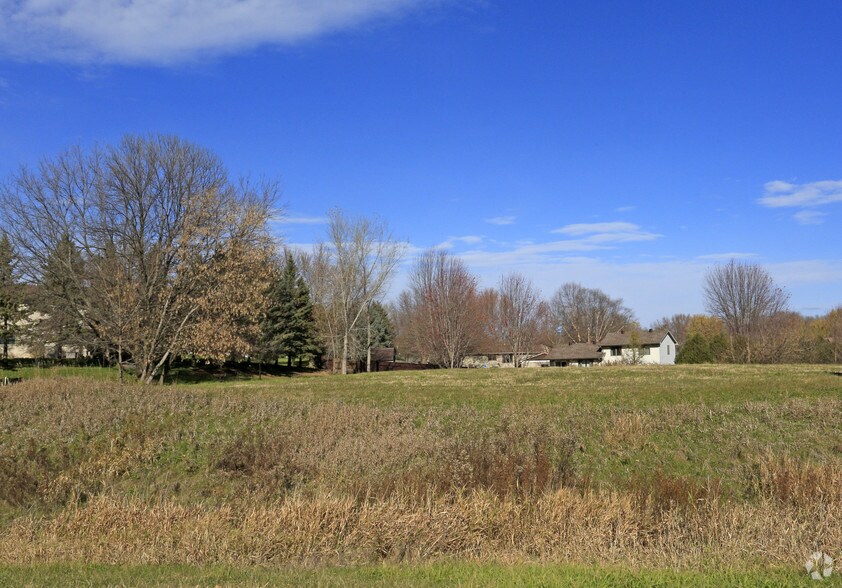 8910 Hwy 7, Saint Bonifacius, MN à vendre - Photo de l’immeuble – Image 2 sur 4