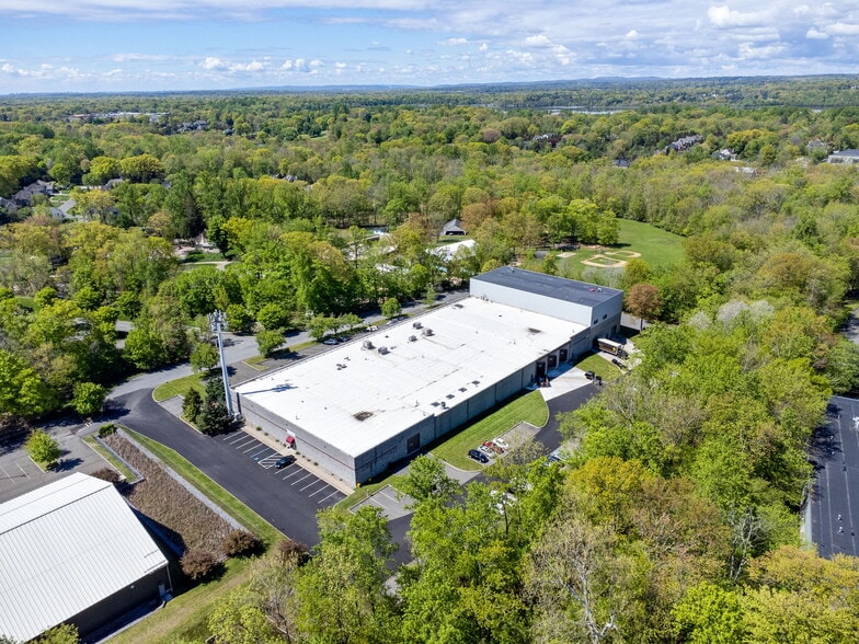 37 Ramland Rd, Orangeburg, NY à louer - Aérien – Image 3 sur 6