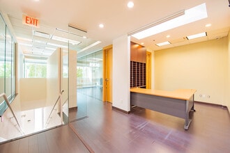 8600 Cambie Rd, Richmond, BC à louer Photo intérieure– Image 1 sur 7