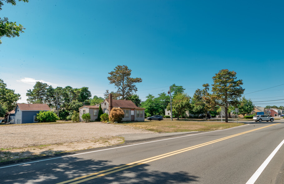 71 Main St, Dennis Port, MA à vendre - Photo de l’immeuble – Image 2 sur 8