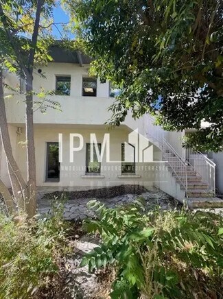 Plus de détails pour Local commercial à louer