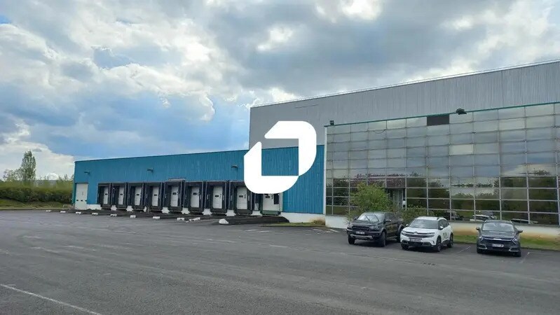 Industriel/Logistique dans Longueil-Sainte-Marie à vendre Photo de l’immeuble– Image 1 sur 8