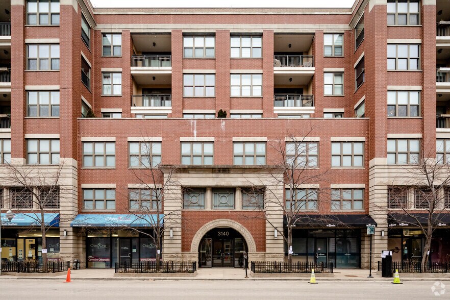 3130-3144 N Sheffield Ave, Chicago, IL à louer - Photo de l’immeuble – Image 2 sur 3