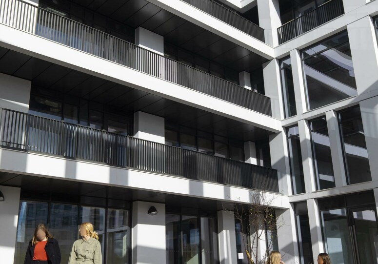 12 Marshgate Ln, Londres à louer - Photo de l’immeuble – Image 2 sur 4