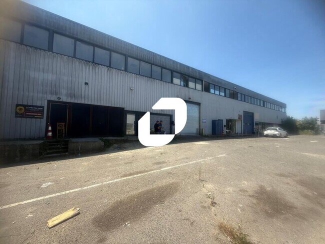 Plus de détails pour Local commercial à vendre