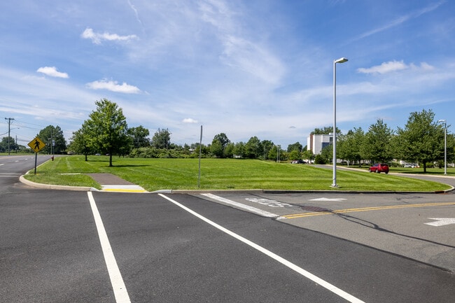 Plus de détails pour 1100 Charles Ewing Blvd, Ewing, NJ - Terrain aux enchères
