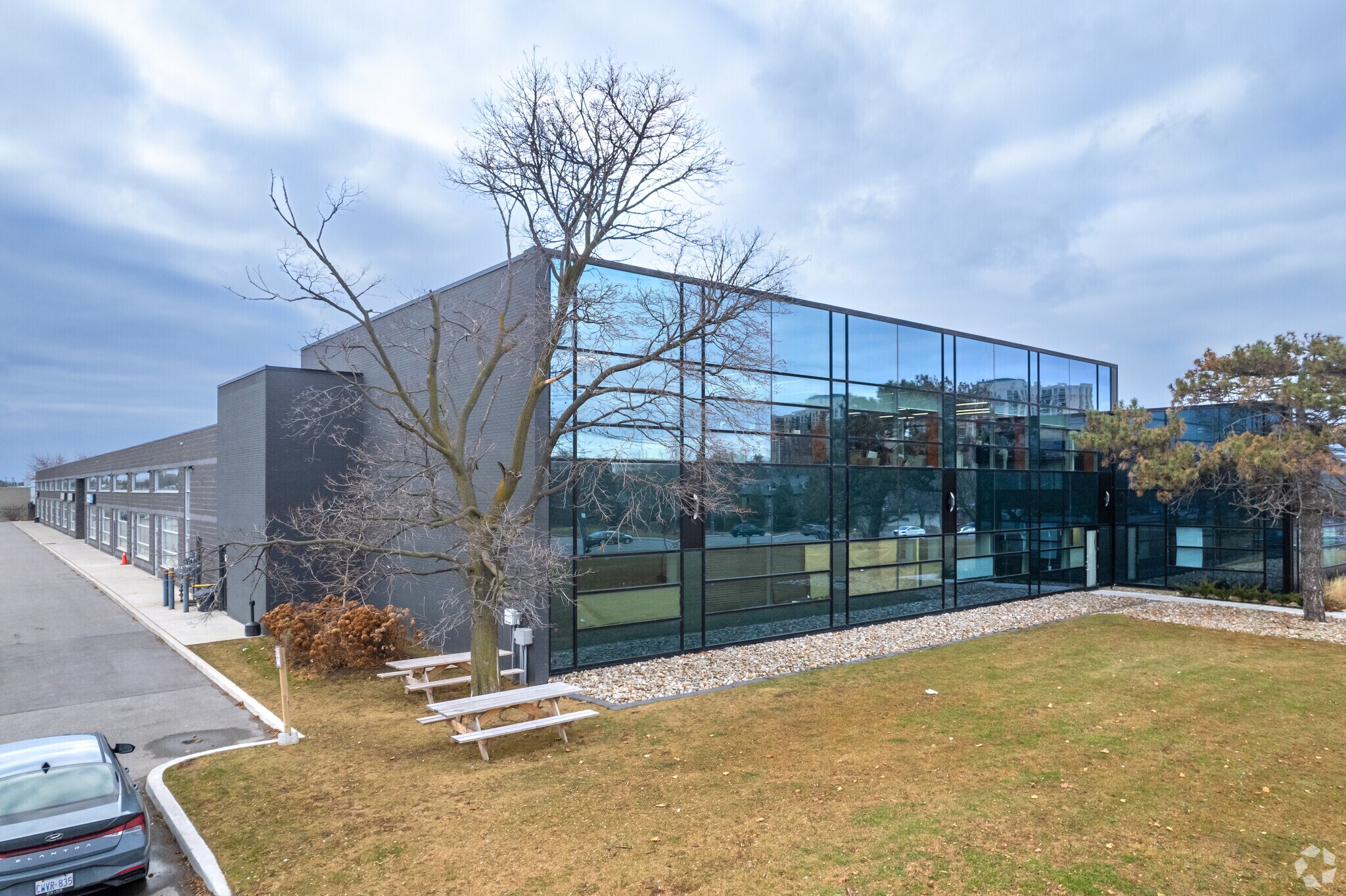 1550 Birchmount Rd, Toronto, ON à louer Photo de l’immeuble– Image 1 sur 4