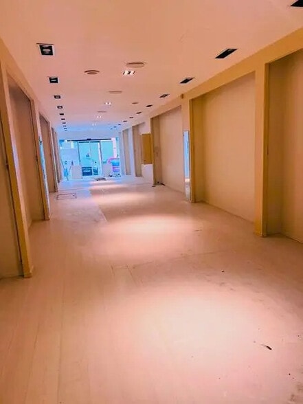 Local commercial dans Saint-Quentin à louer - Photo intérieure – Image 3 sur 5