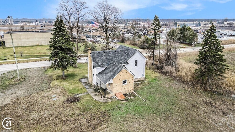 57291 Rosell Rd, Lenox, MI à vendre - Photo de l’immeuble – Image 3 sur 14