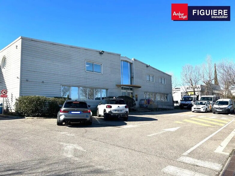 130 Rue Claude Nicolas Ledoux, Aix-en-Provence à louer - Photo de l’immeuble – Image 1 sur 9
