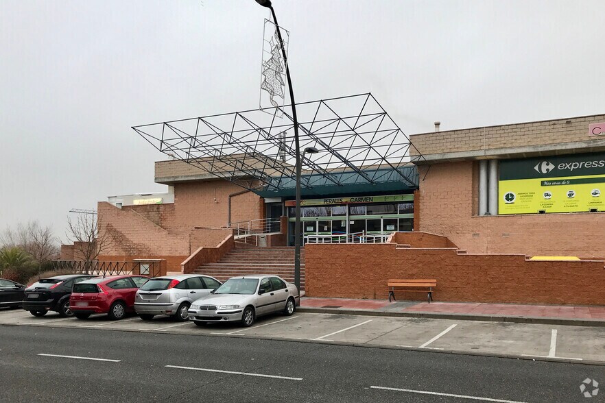 Local commercial dans Getafe, Madrid à vendre - Photo de l’immeuble – Image 2 sur 5