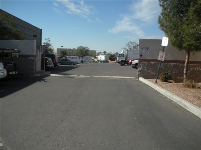 1230 N Hobson St, Gilbert, AZ à louer - Photo de l’immeuble – Image 2 sur 7