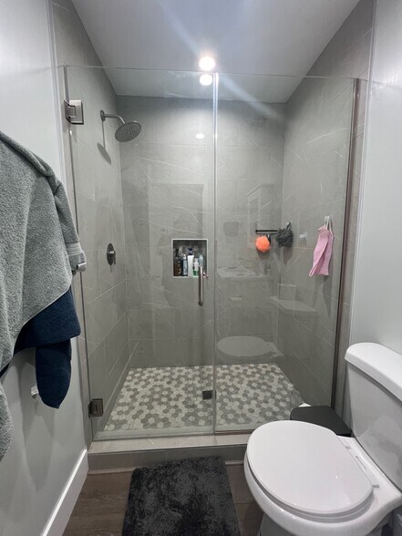 790 E Orange Grove Blvd, Pasadena, CA à vendre - Photo de l’immeuble – Image 3 sur 12